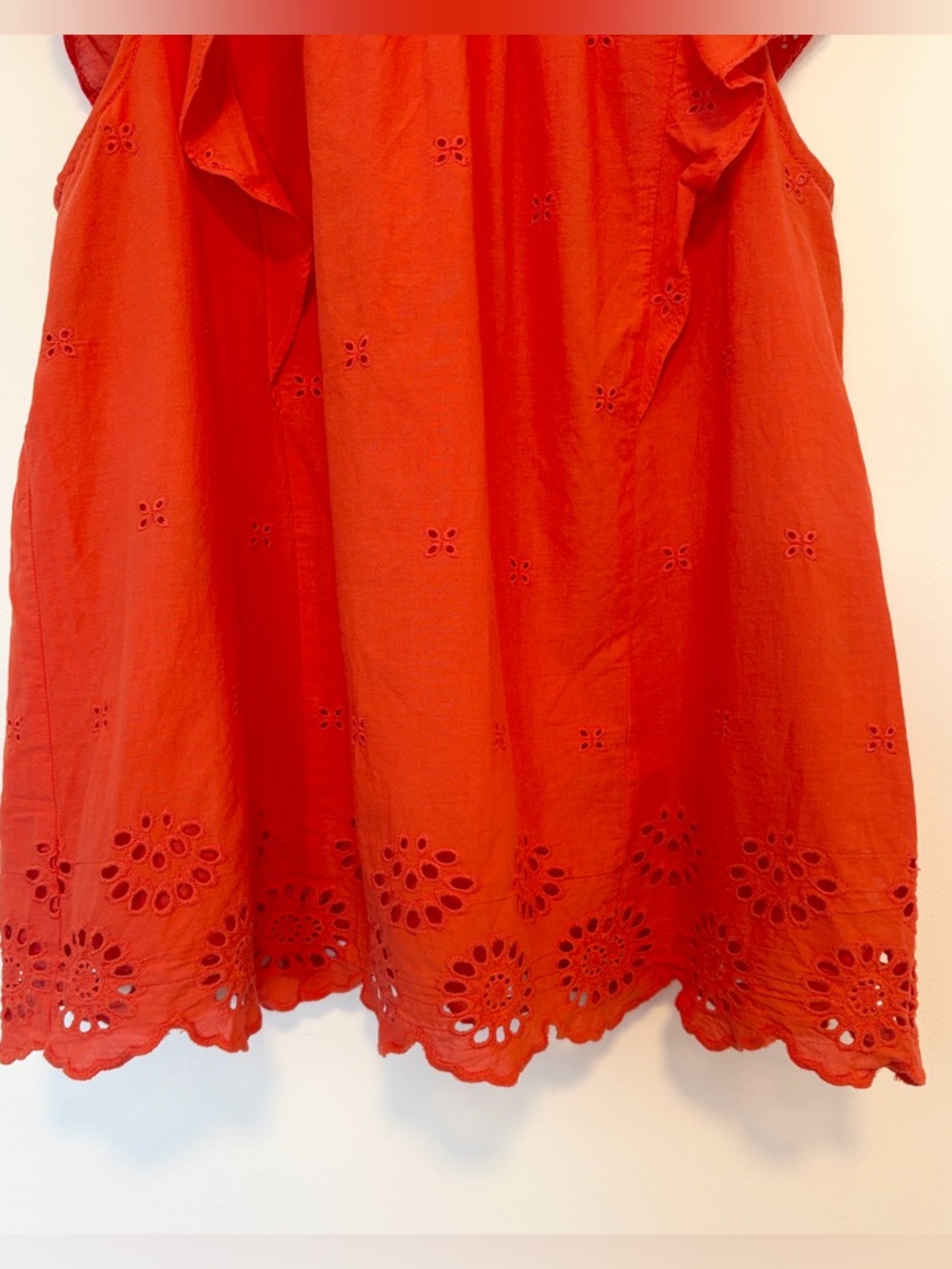 Kate Spade Orange Eyelet
Ruffle Top Blouse , sz : small - Picture 8 of 8